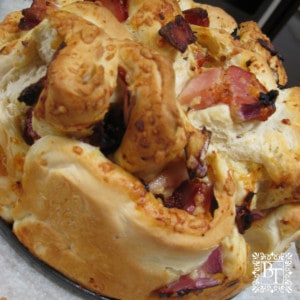 Bacon and onion pull apart bread.